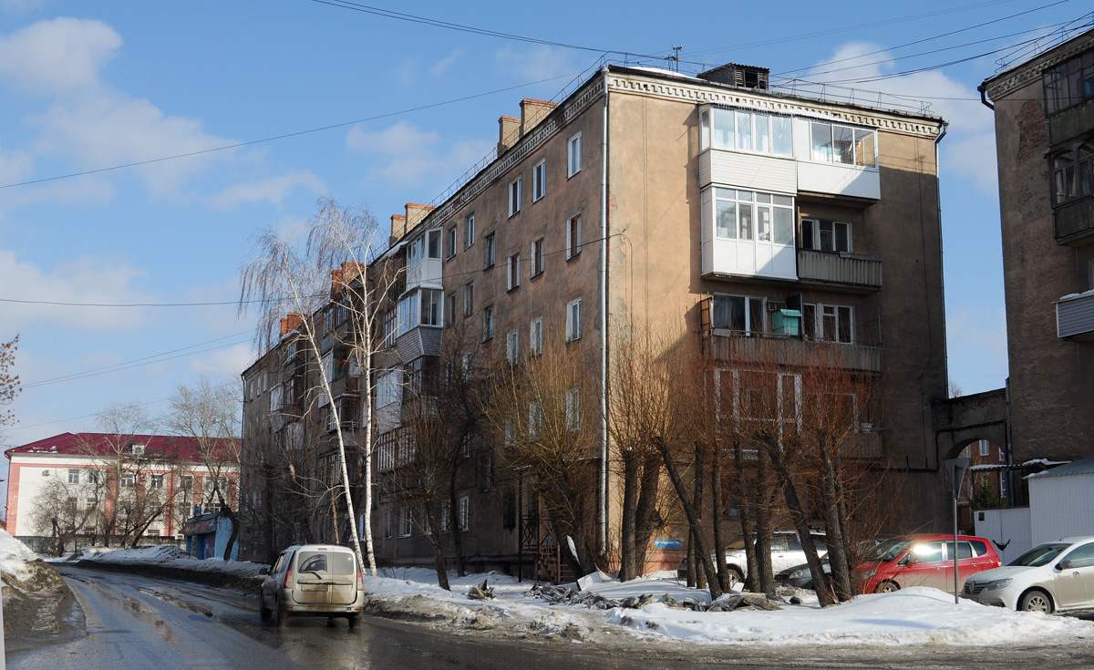 Омск, Ипподромная улица, 14А