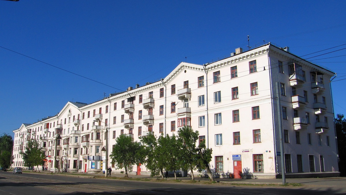 Izhevsk, Улица Гагарина, 27
