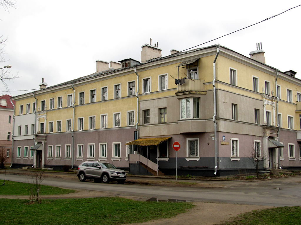 Минск, Стахановская улица, 1 / Улица Клумова, 9