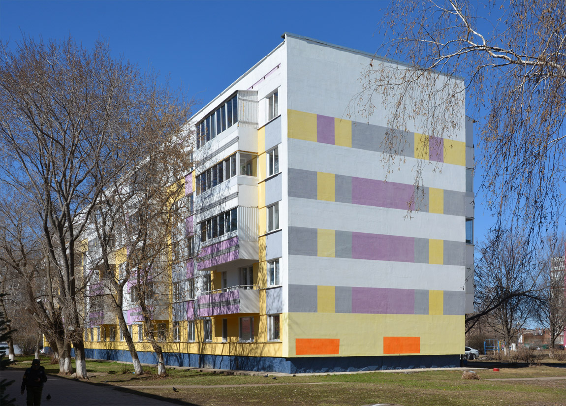 Nabierieżnyje Czełny, Улица Шамиля Усманова, 38