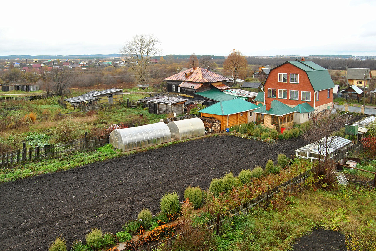Permsky district, other localities, Дер. Мокино, Заречная улица, 5; Дер. Мокино, Заречная улица, 5А