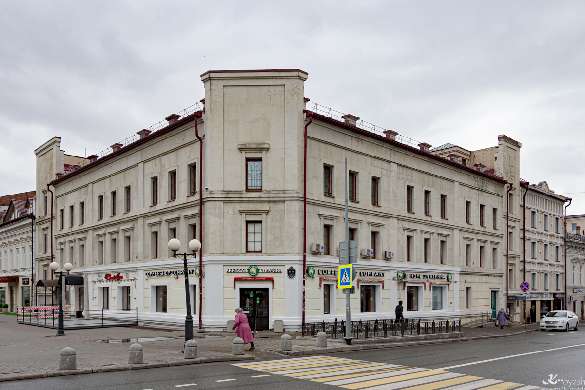 Kaasan, Улица Баумана, 38 / Улица Чернышевского, 17