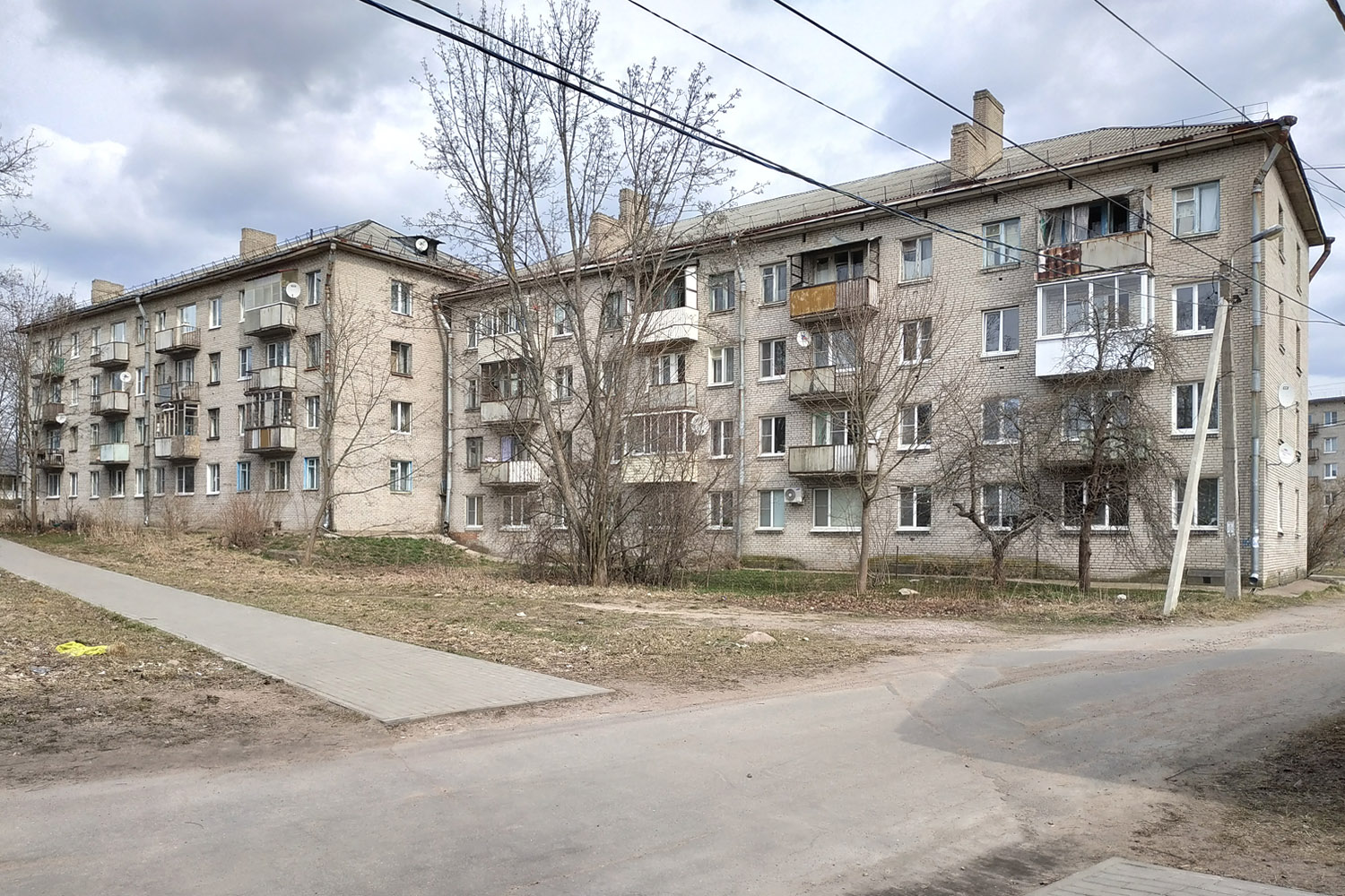 Primorsk, Набережная Лебедева, 1; Набережная Лебедева, 1а