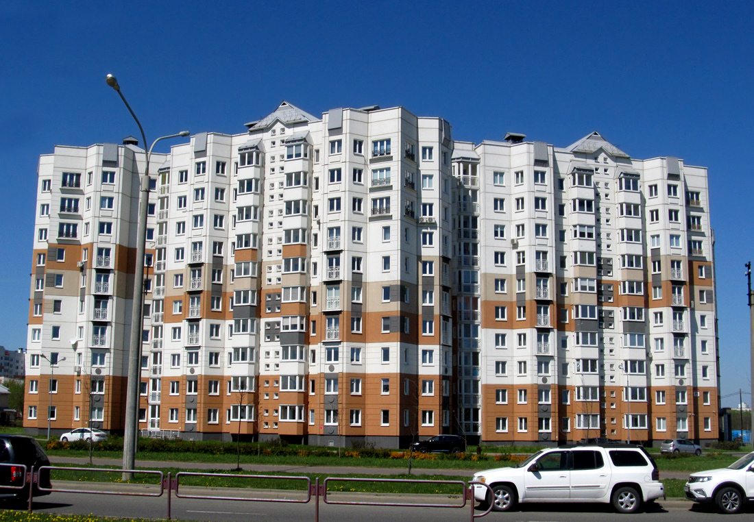 Минск, Улица Михаила Пташука, 11
