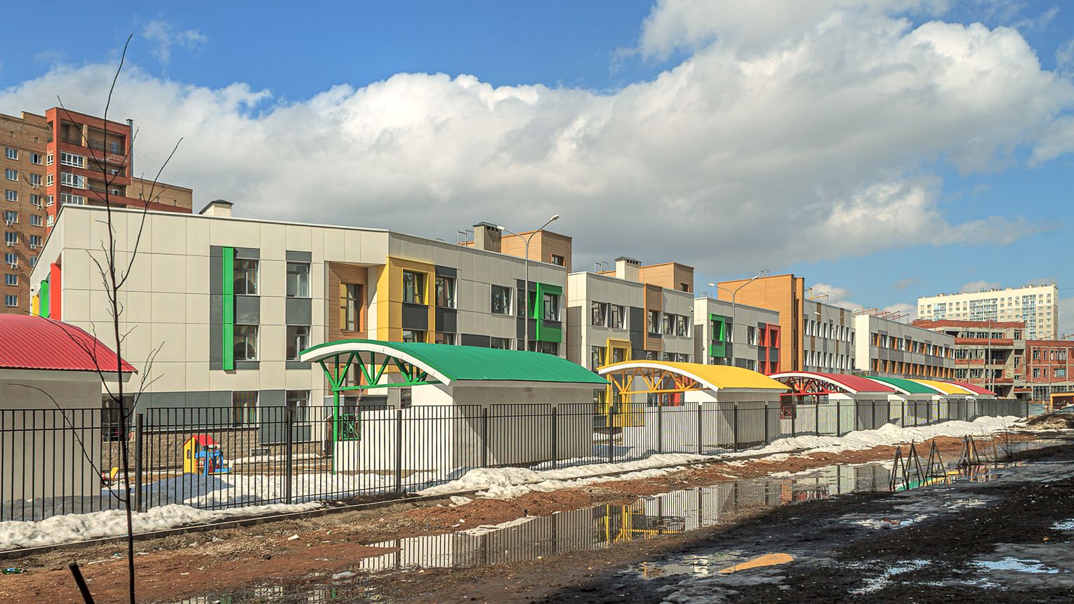 Ufa, Улица Валерия Лесунова, 8/1