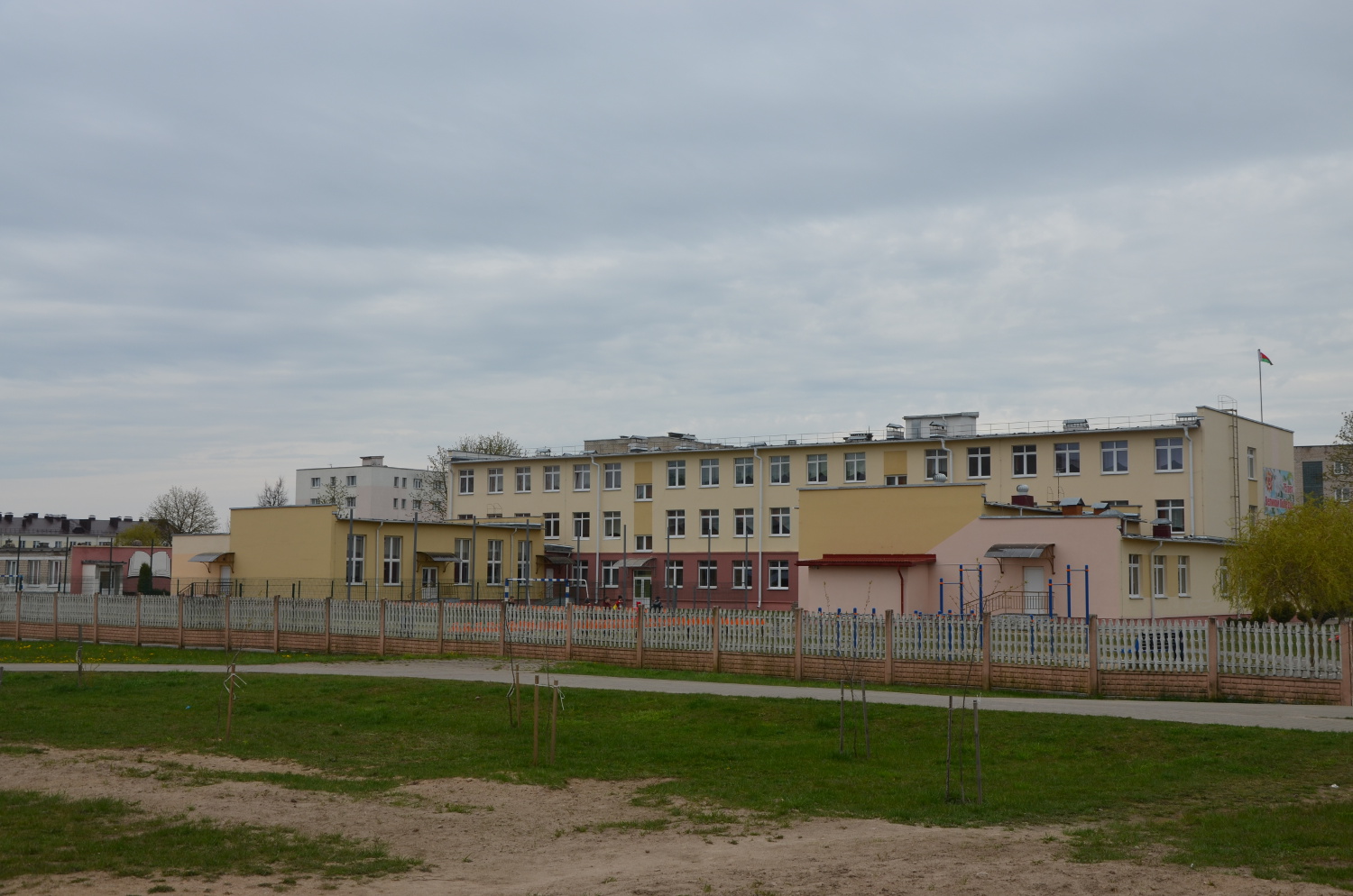 Островец, Улица Володарского, 27