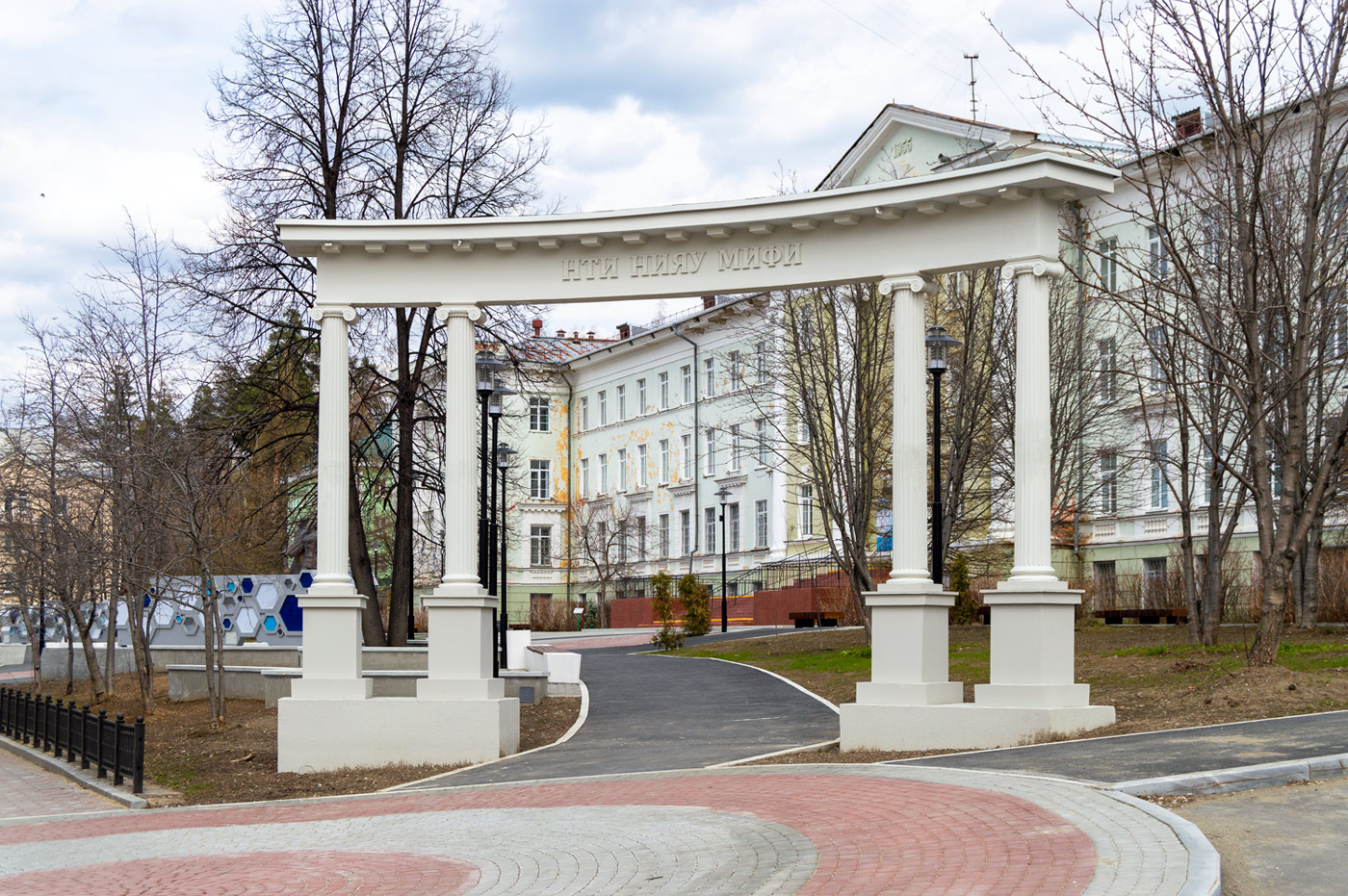 Новоуральск, Улица Ленина, 85*