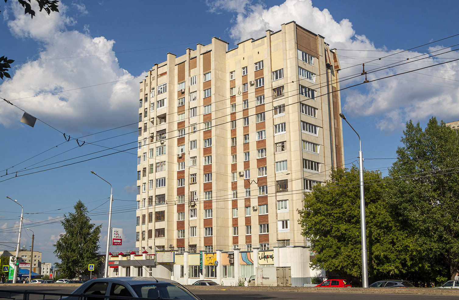 Уфа, Российская улица, 37