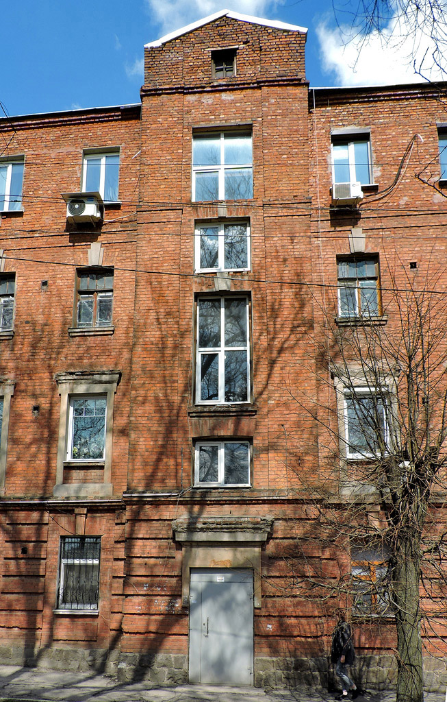 Харьков, Полтавский шлях, 114 / Озерянская улица, 6