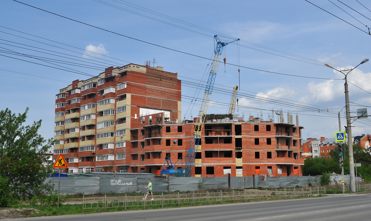 Омск, 4-я Любинская улица, 34Б; 4-я Любинская улица, 34/1