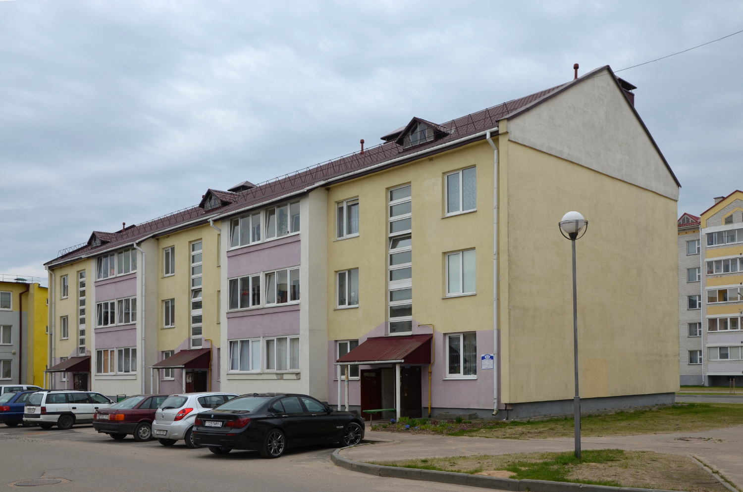Островец, Улица Володарского, 25