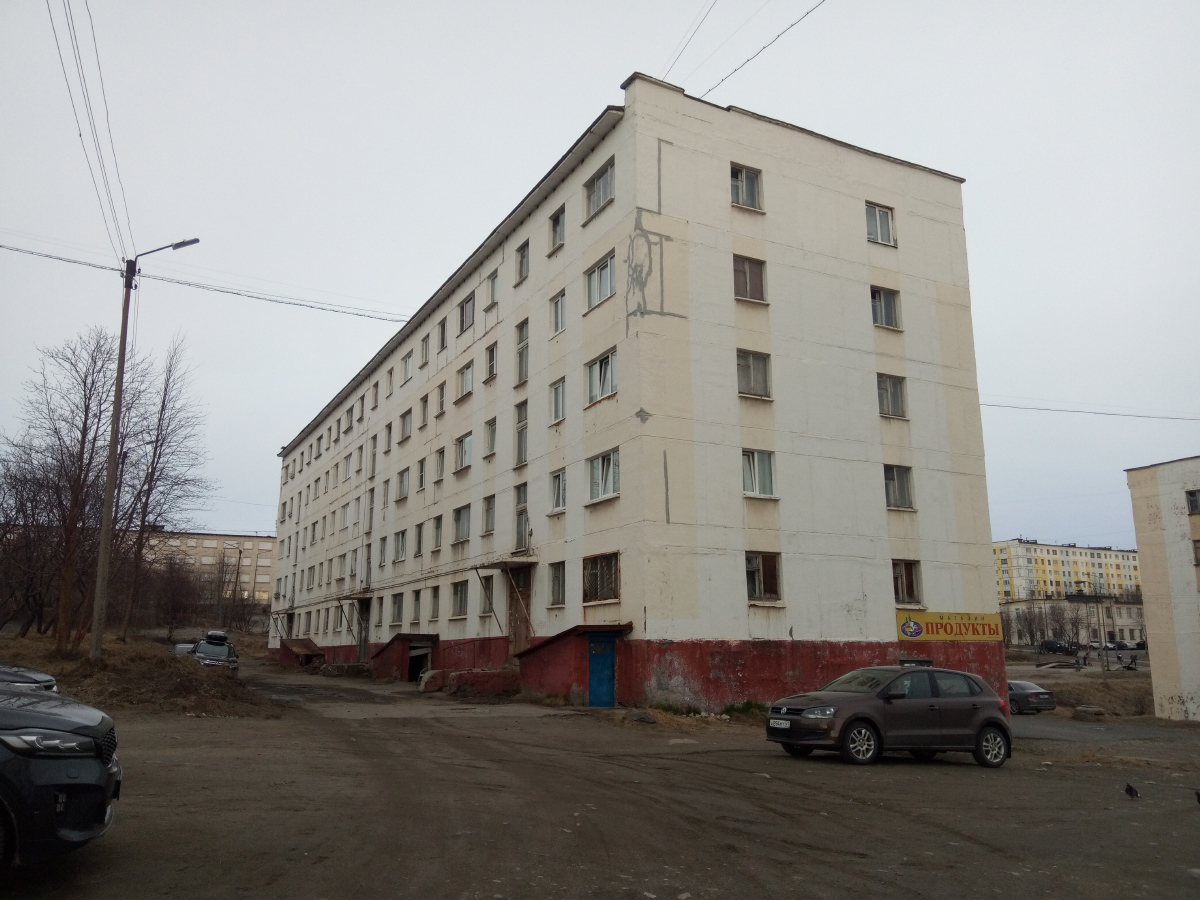 Никель, Спортивная улица, 10