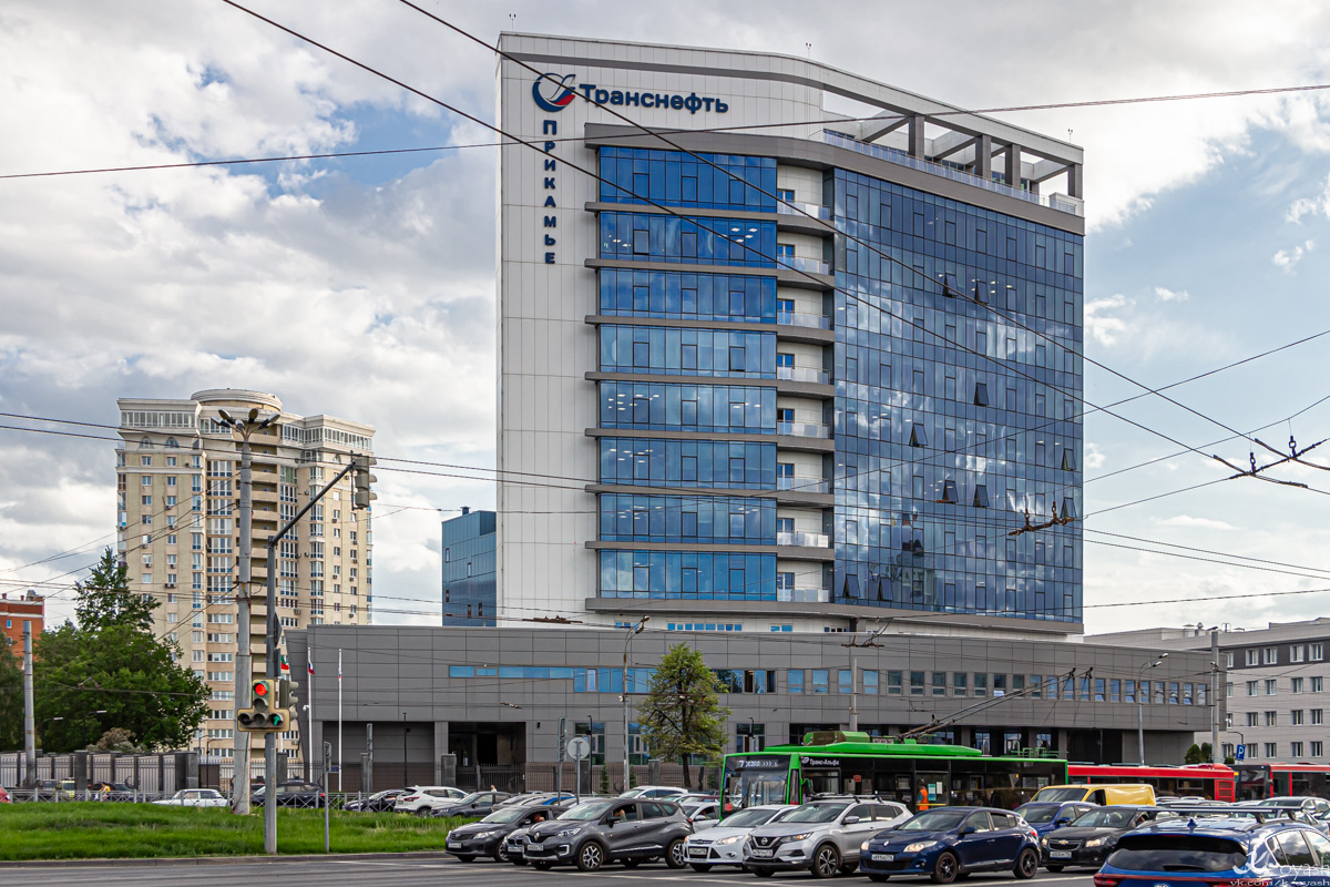 Казань, Улица Гастелло, 7; Улица Патриса Лумумбы, 20