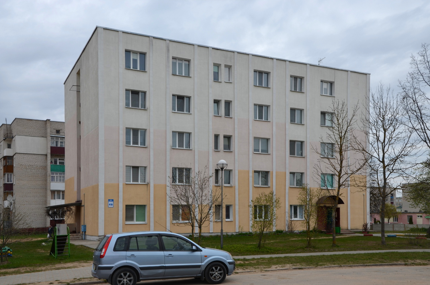 Островец, Улица Володарского, 41А