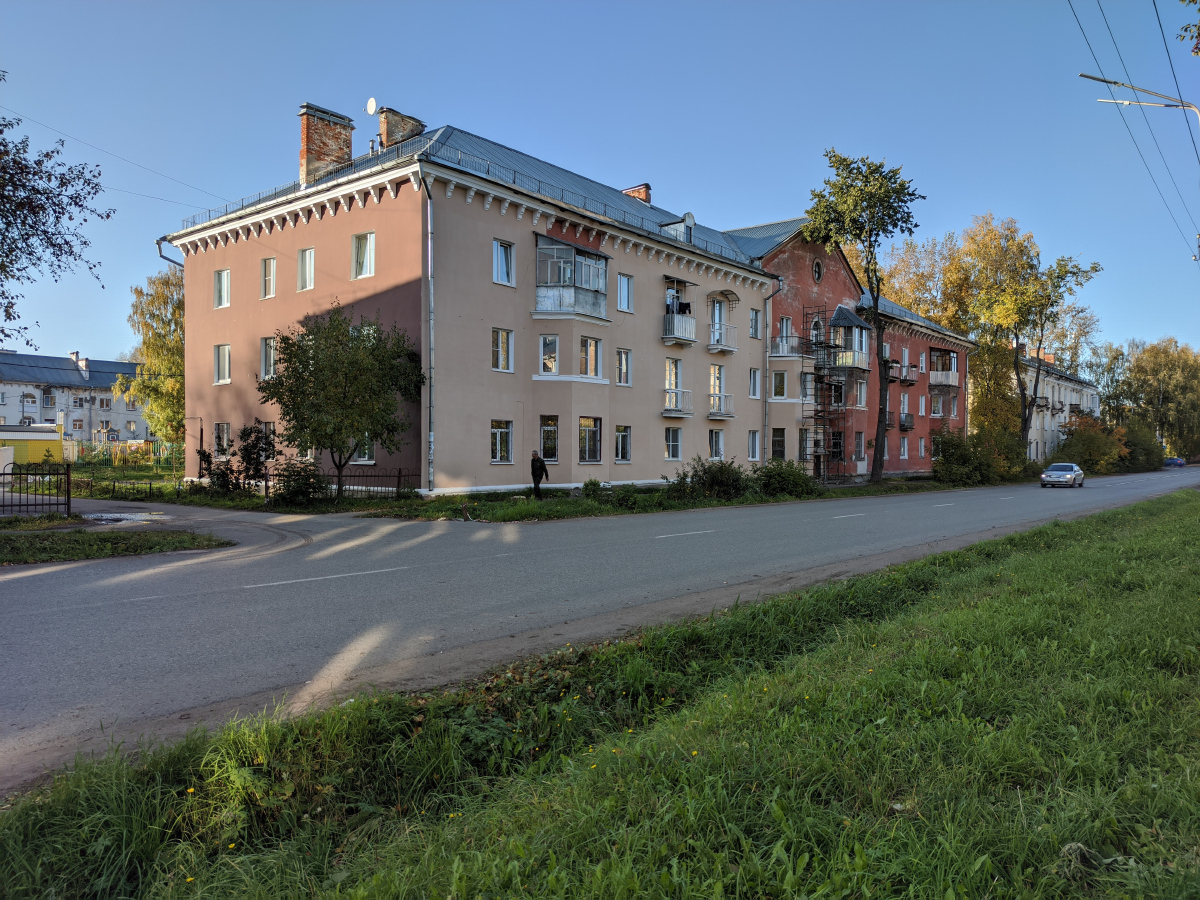Глазов, Улица Ленина, 4