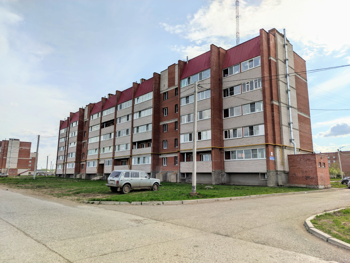 Глазов, Улица 70 лет Октября, 13В