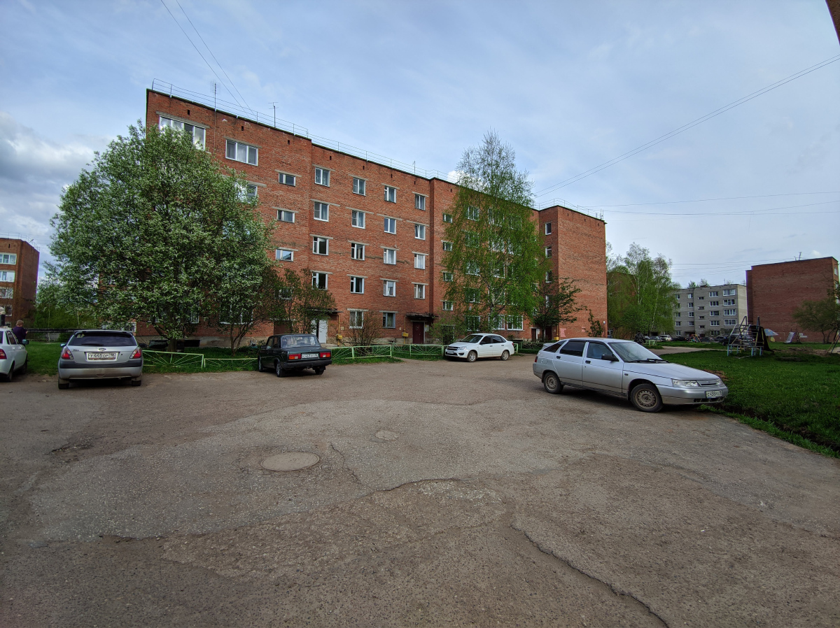 Глазов, Улица 70 лет Октября, 9