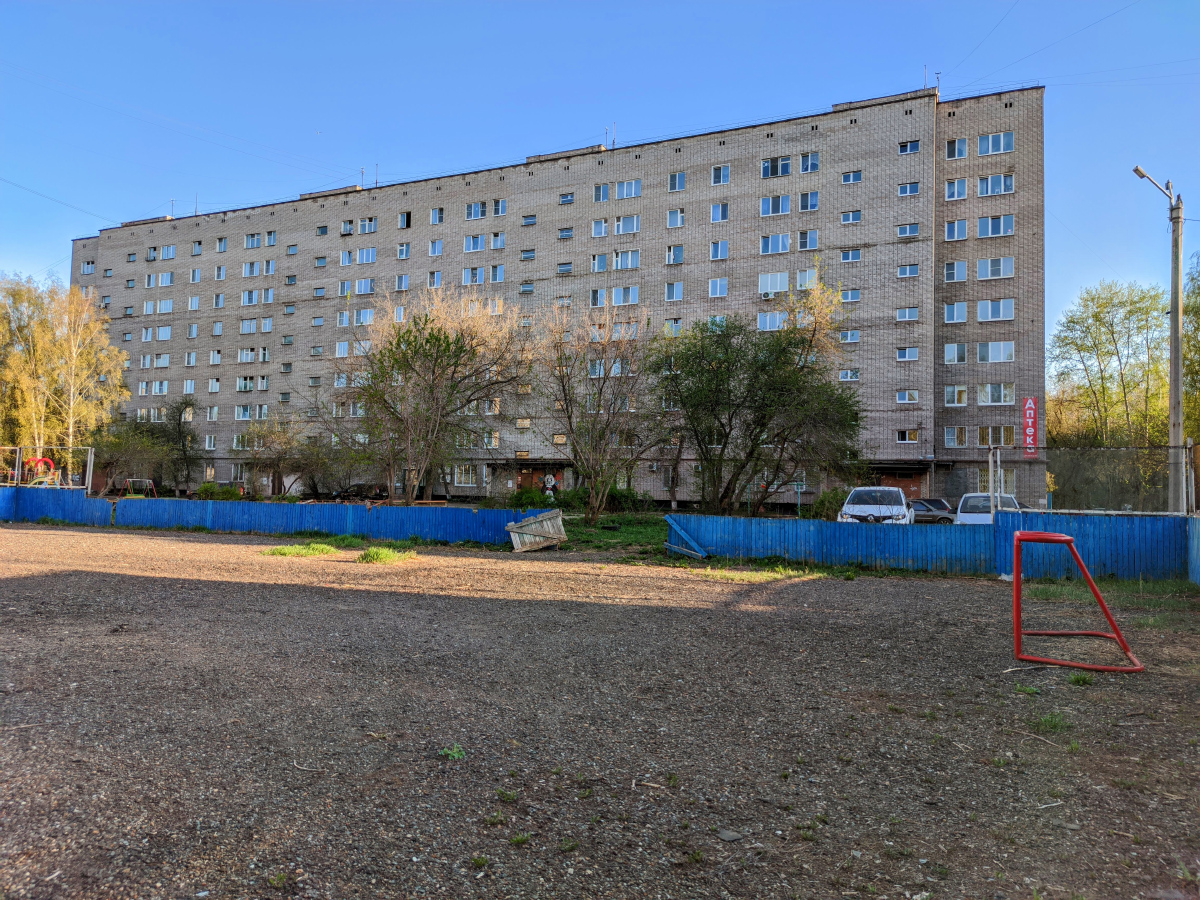 Glazov, Улица Тани Барамзиной, 6