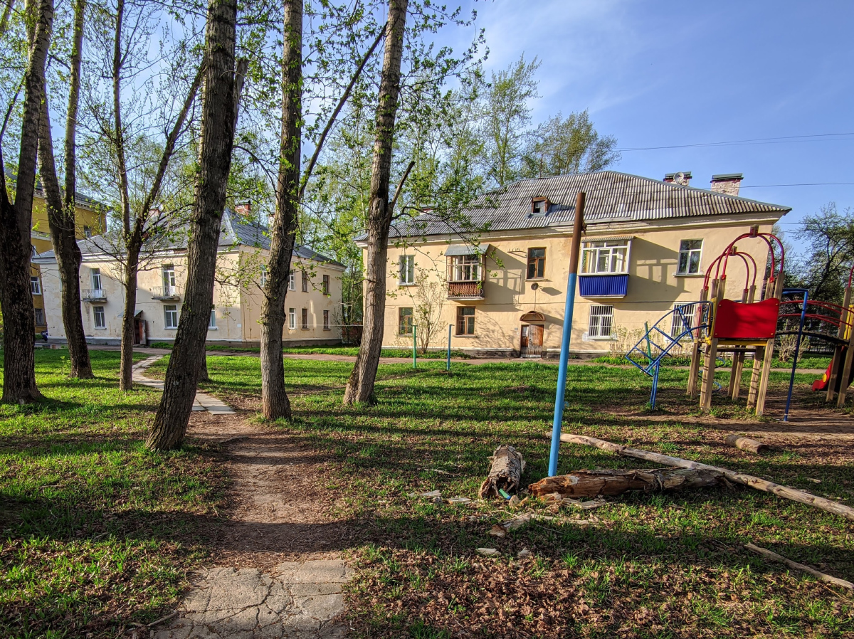 Glazov, Улица Тани Барамзиной, 35; Улица Тани Барамзиной, 37