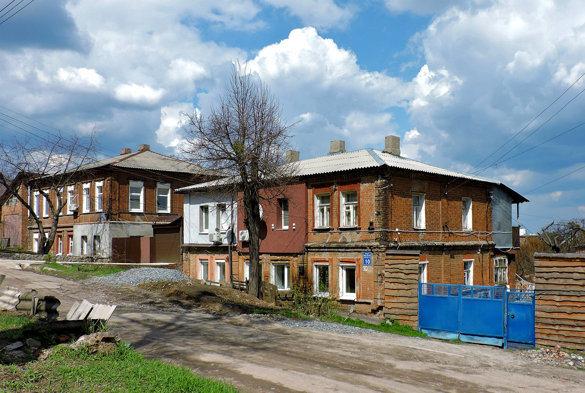 Charków, Крутогорский переулок, 12; Крутогорский переулок, 10