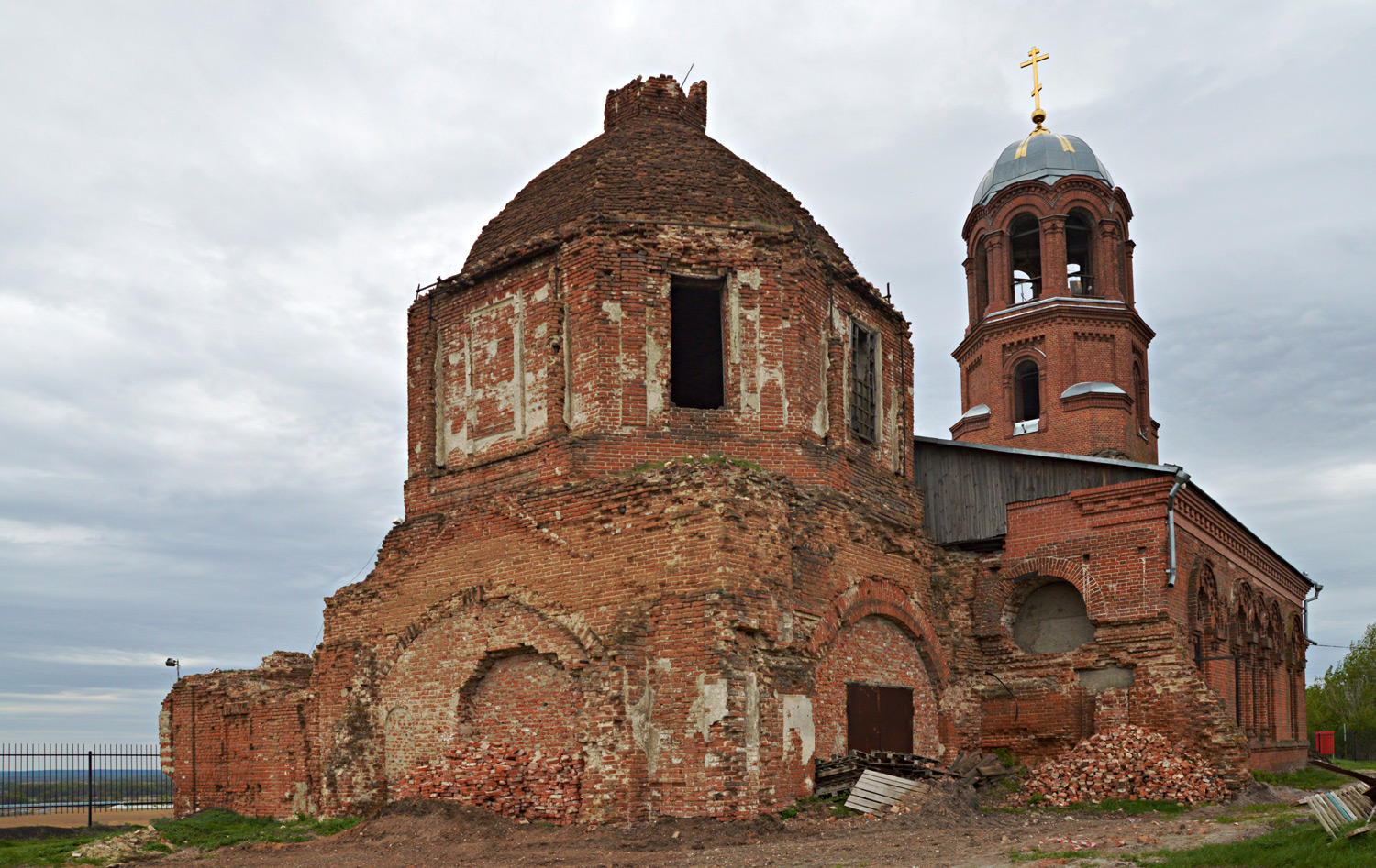 Bobrov, Советская улица, 21