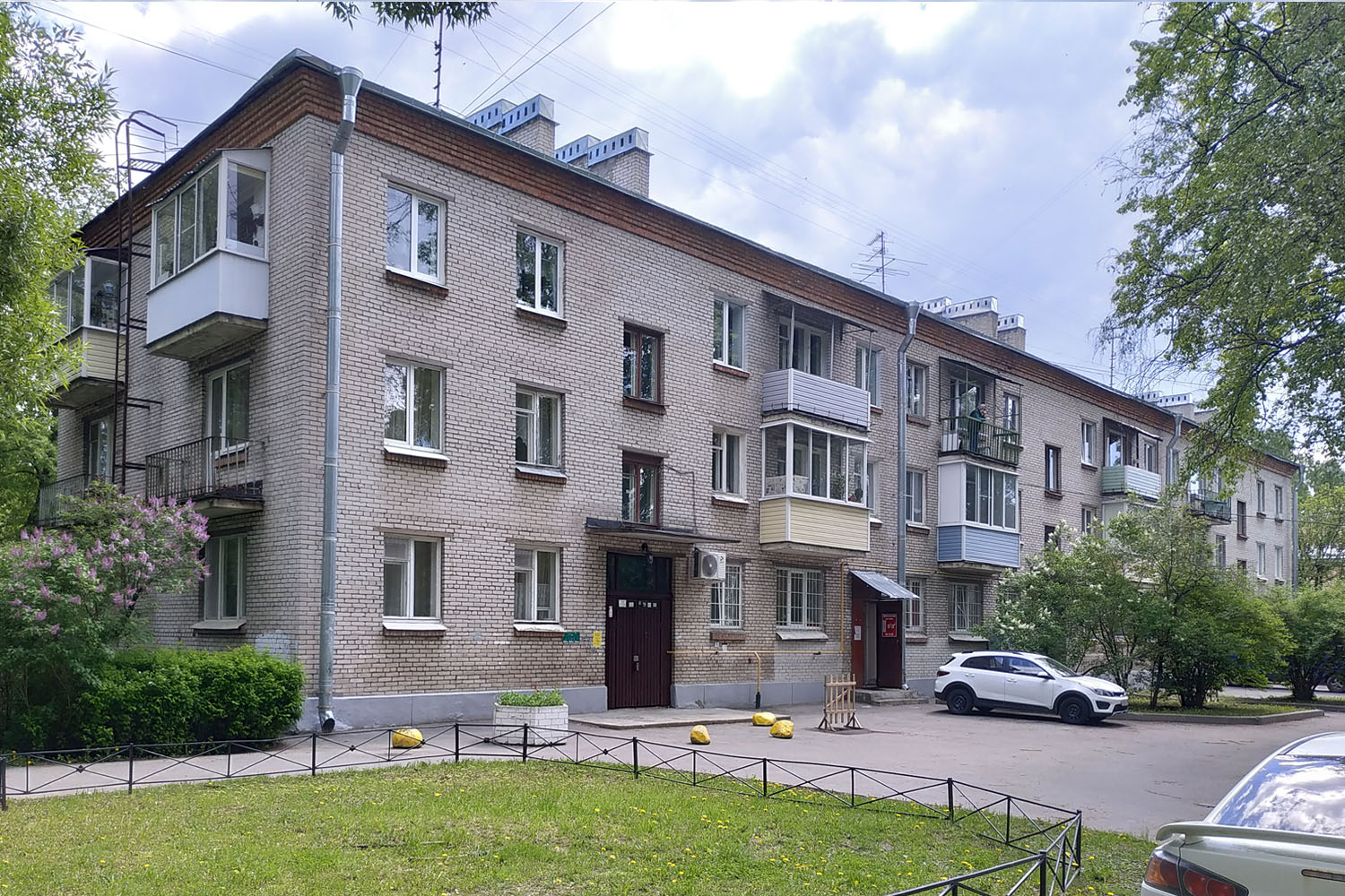 Зеленогорск, Проспект Ленина, 20