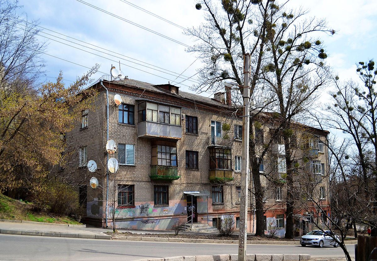 Харьков, Улица Маршала Бажанова, 23