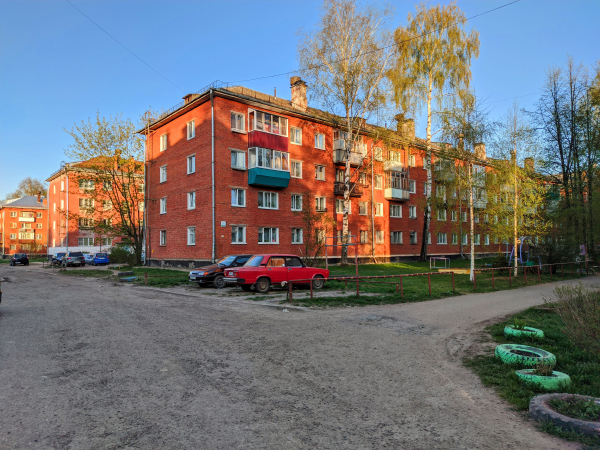 Глазов, Улица Короленко, 14Б; Улица Короленко, 14В