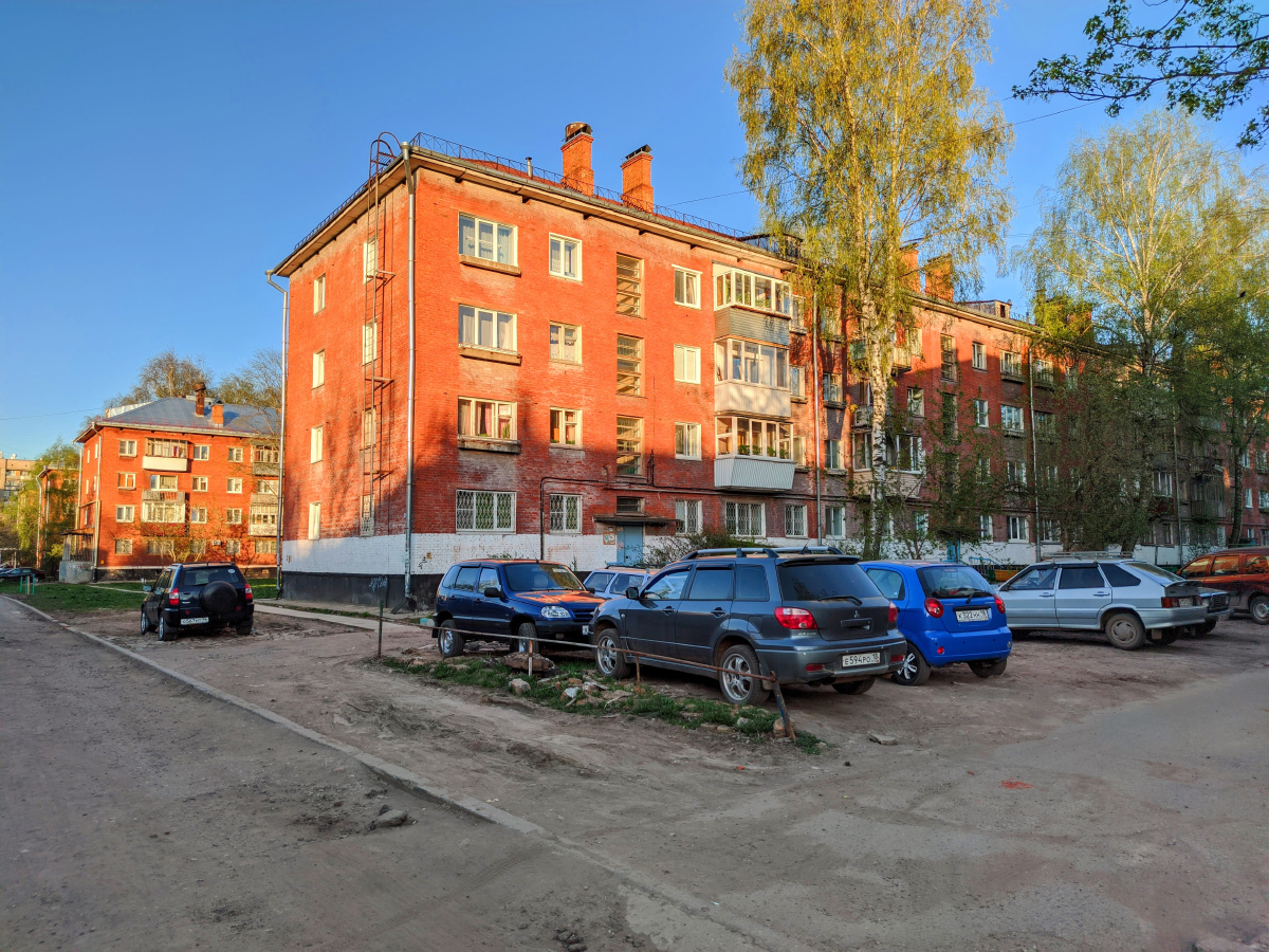 Glazov, Улица Короленко, 14В; Улица Кирова, 10А