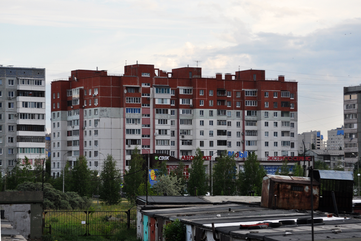 Омск, Улица Конева, 36; Улица Конева, 36/4