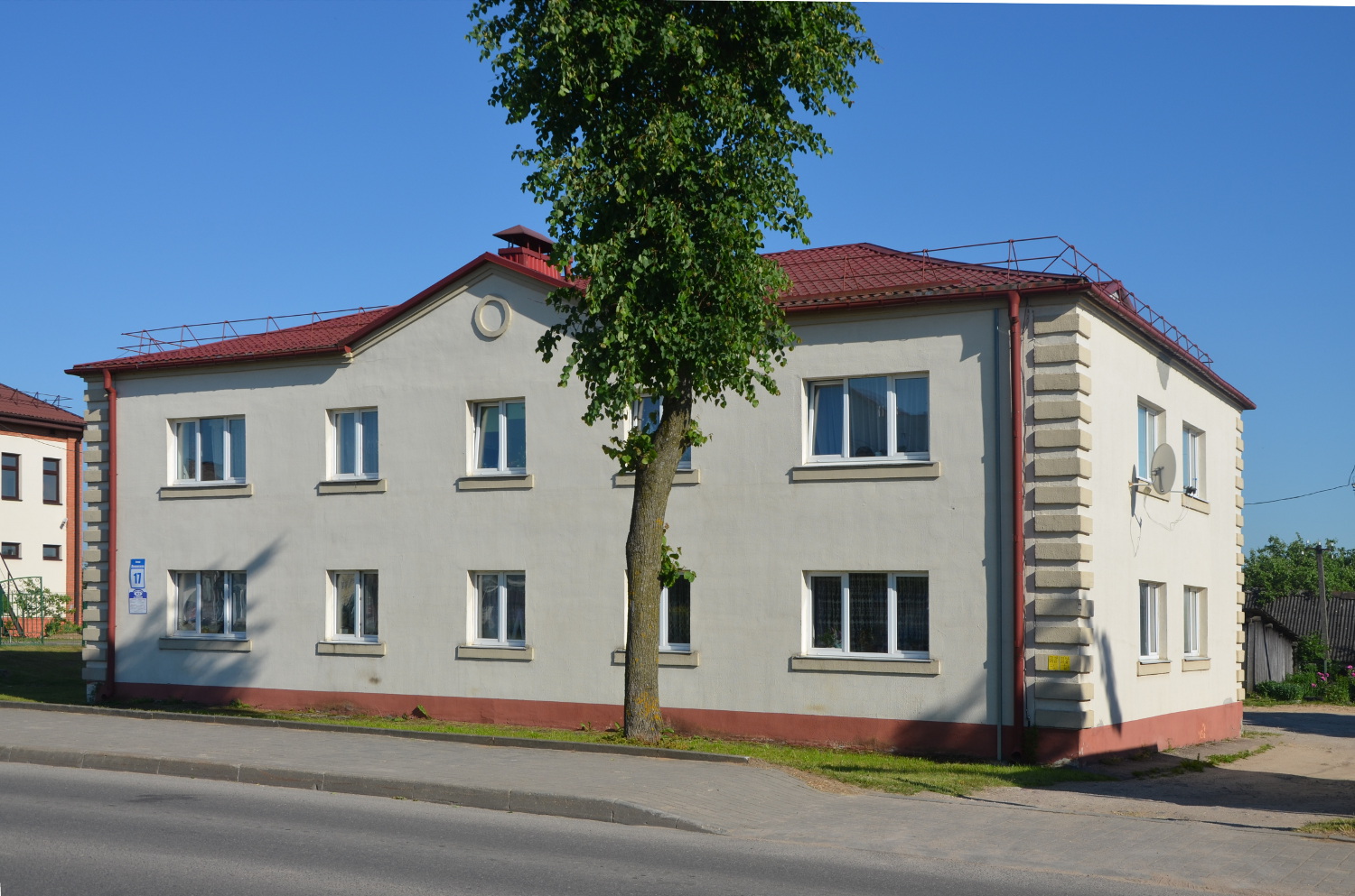 Островец, Ленинская улица, 17