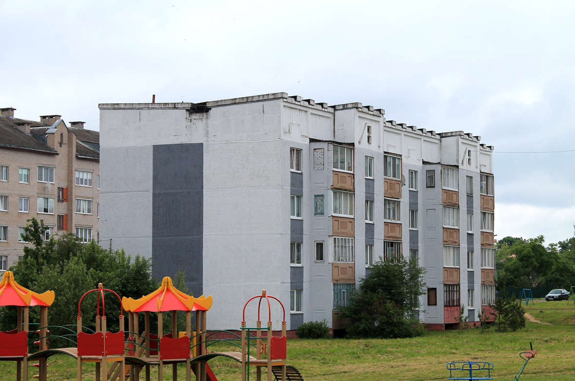 Сенно, Улица Назаренко, 21 корп. 1
