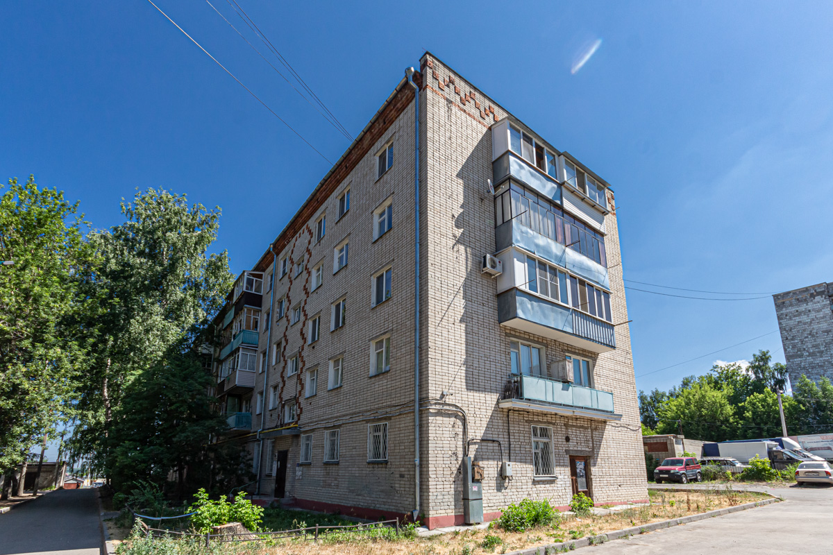 Kaasan, Улица Солидарности, 12