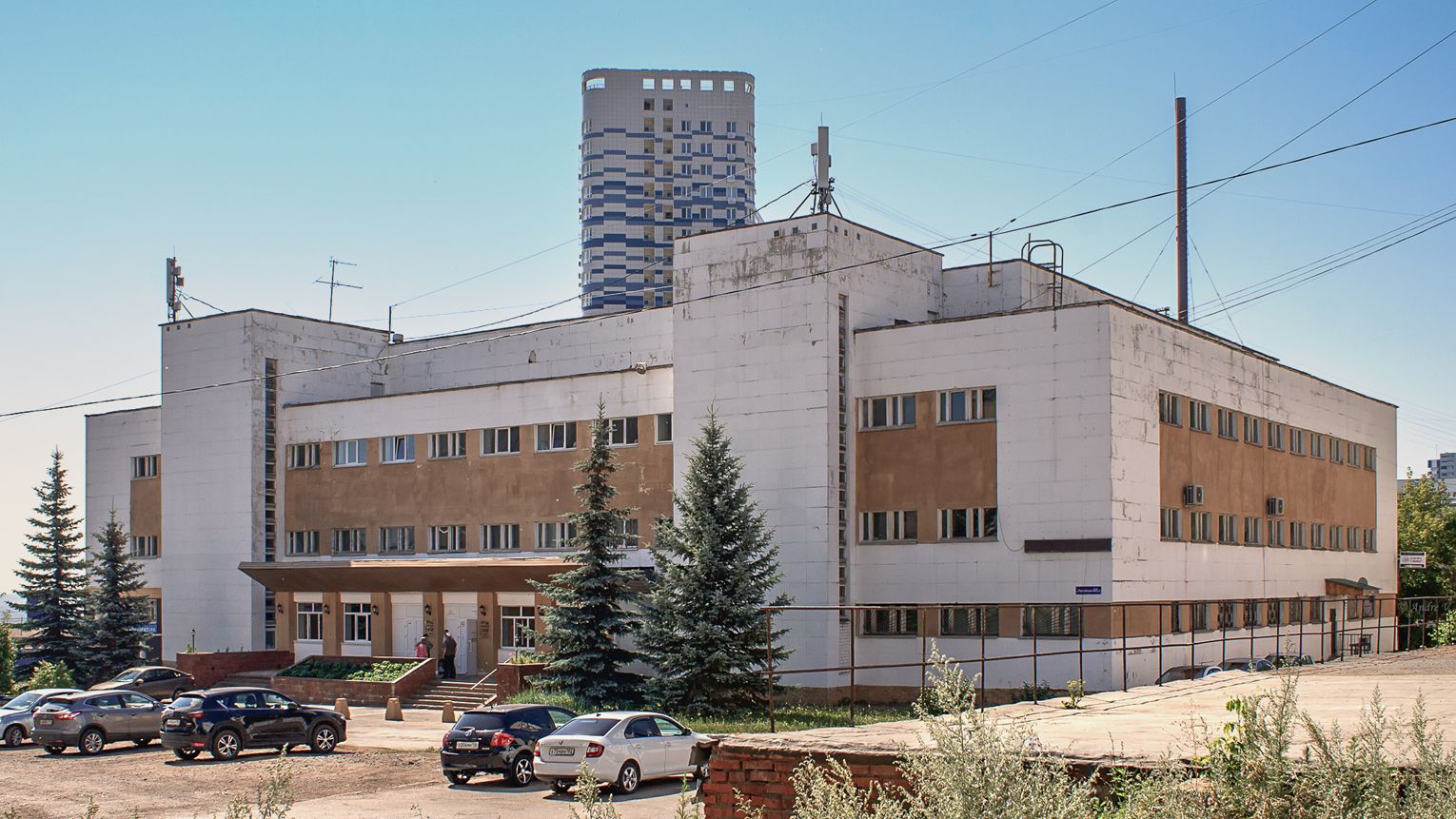 Уфа, Российская улица, 45/5 корп. 2; Глумилинская улица, 10