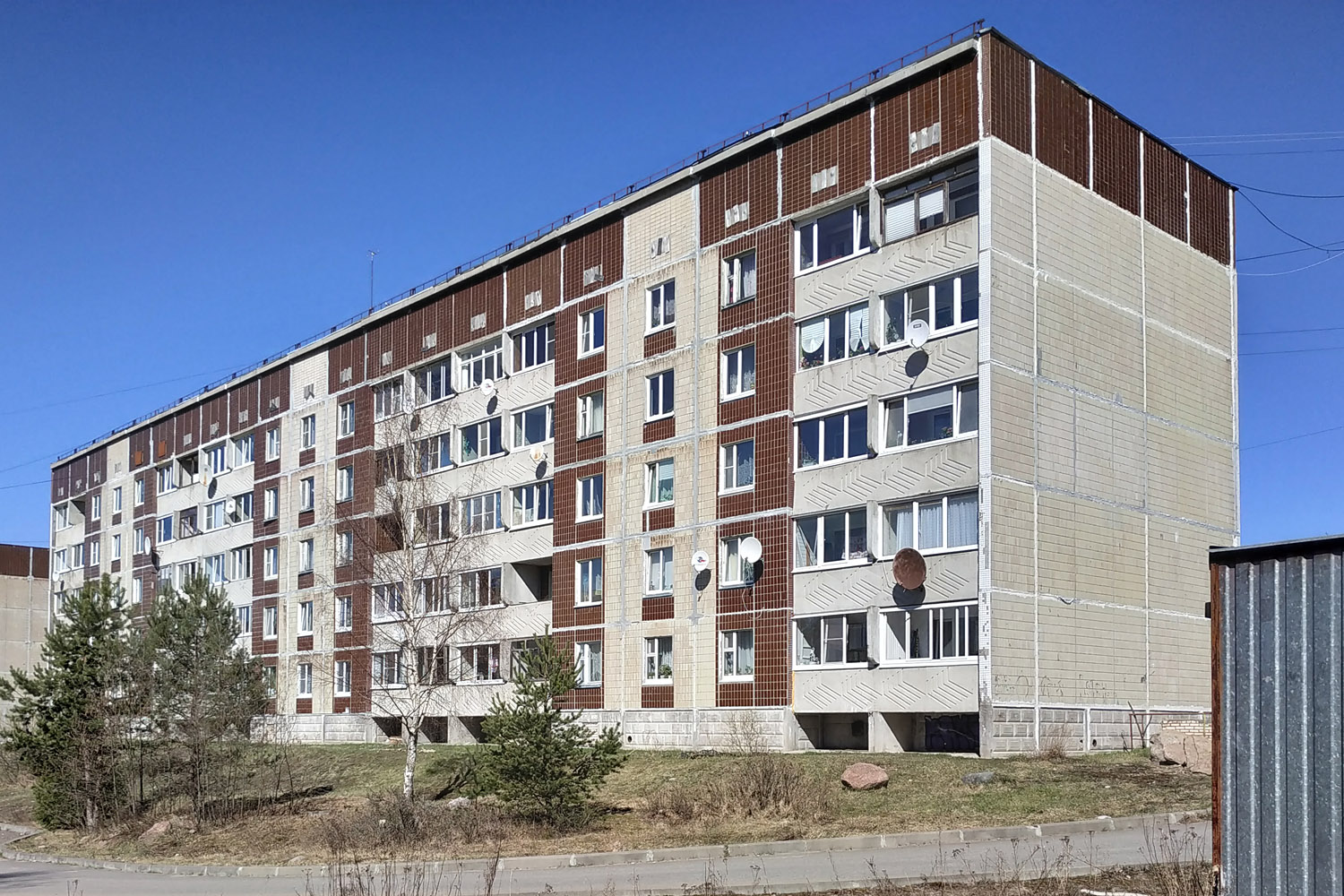 Советский, Школьная улица, 44