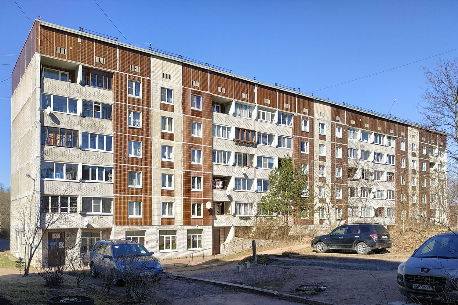 Советский, Школьная улица, 42