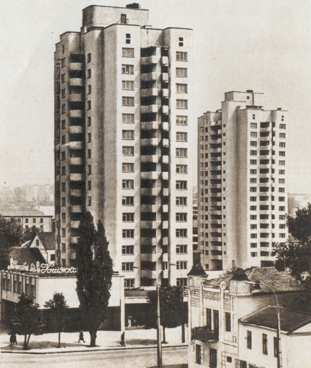 Хмельницкий, Подольская улица, 25; Соборная улица, 16; Каменецкая улица, 21