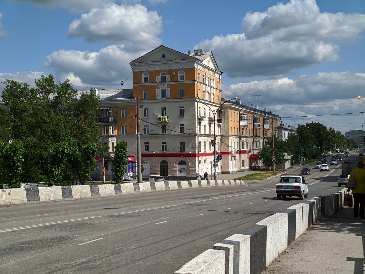 Каменск-Уральский, Алюминиевая улица, 38