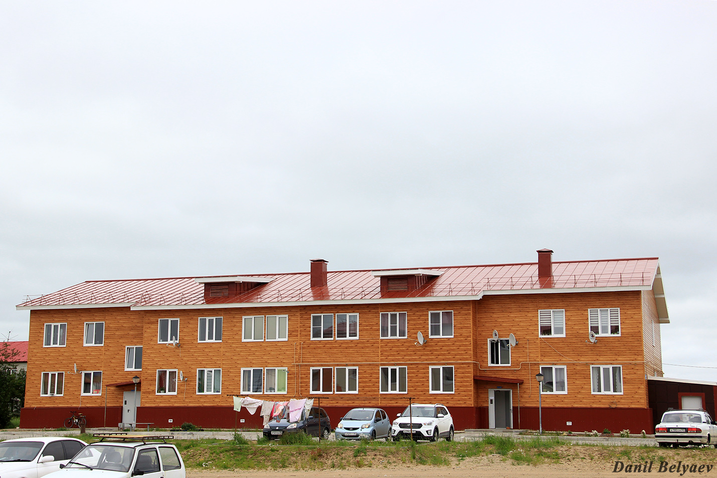 Искателей, Озёрная улица, 3