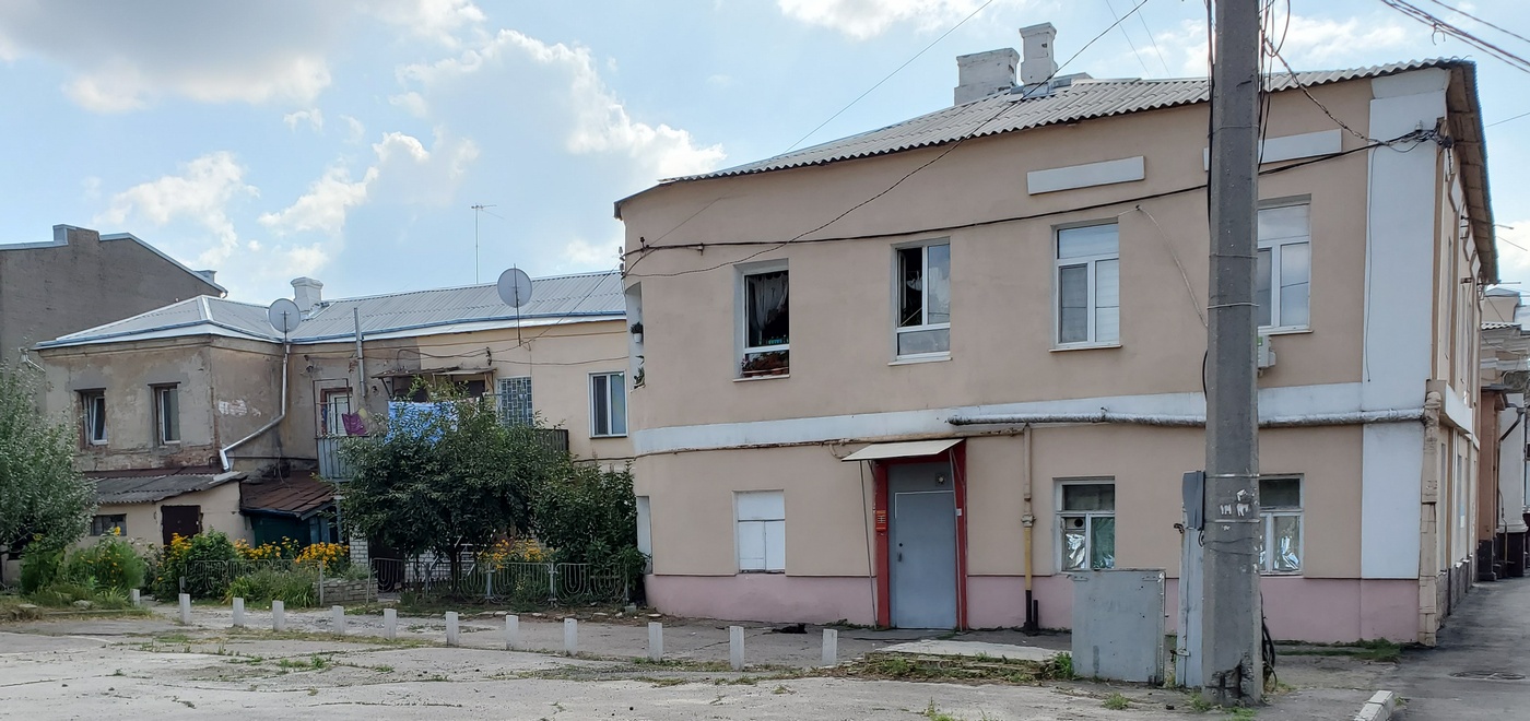 Харьков, Чеботарская улица, 15-17