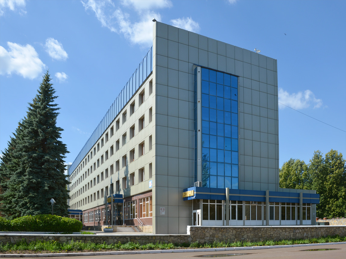 Нижнекамск, Проспект Строителей, 18