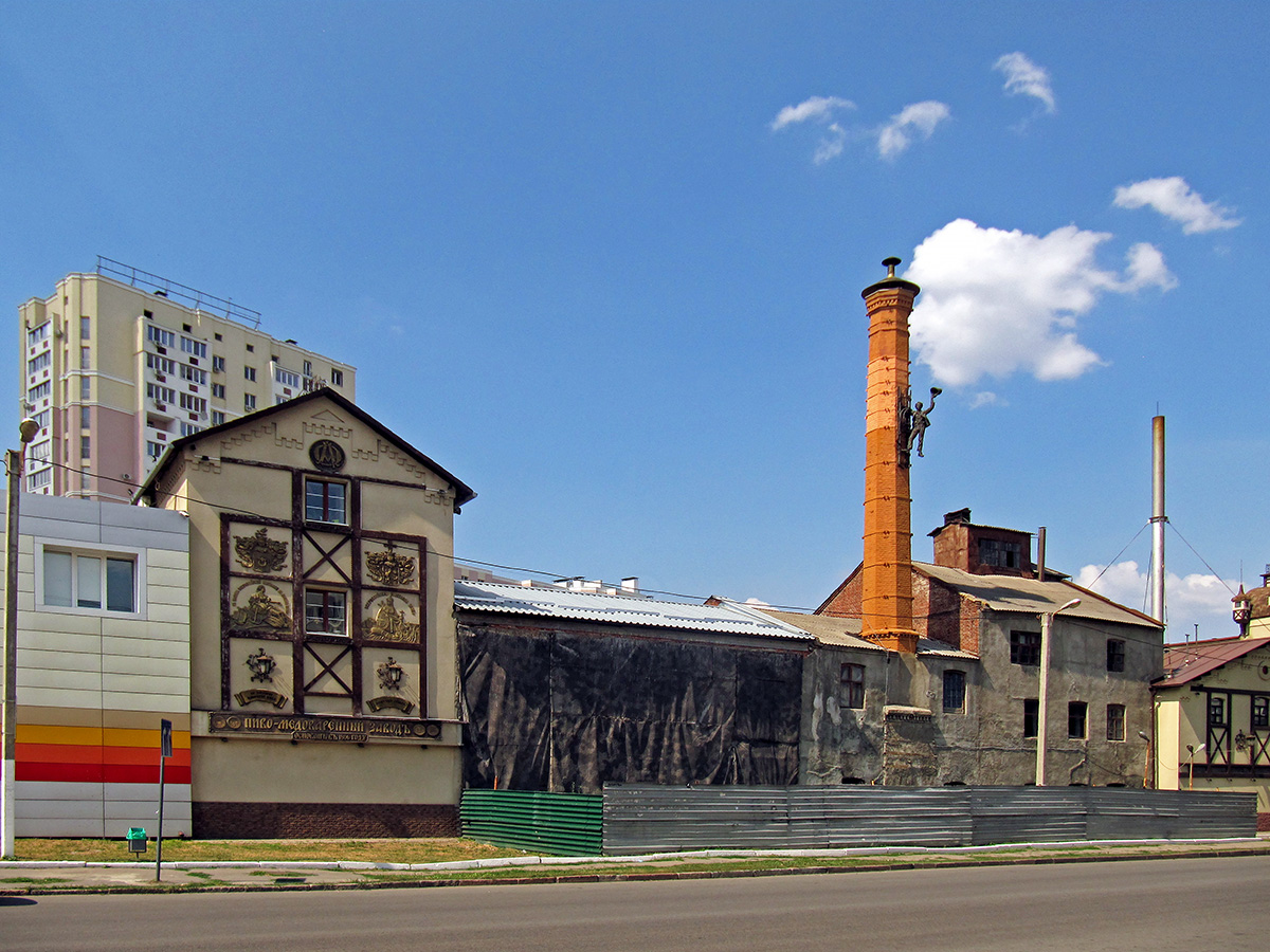 Харьков, Проспект Героев Харькова, 135а