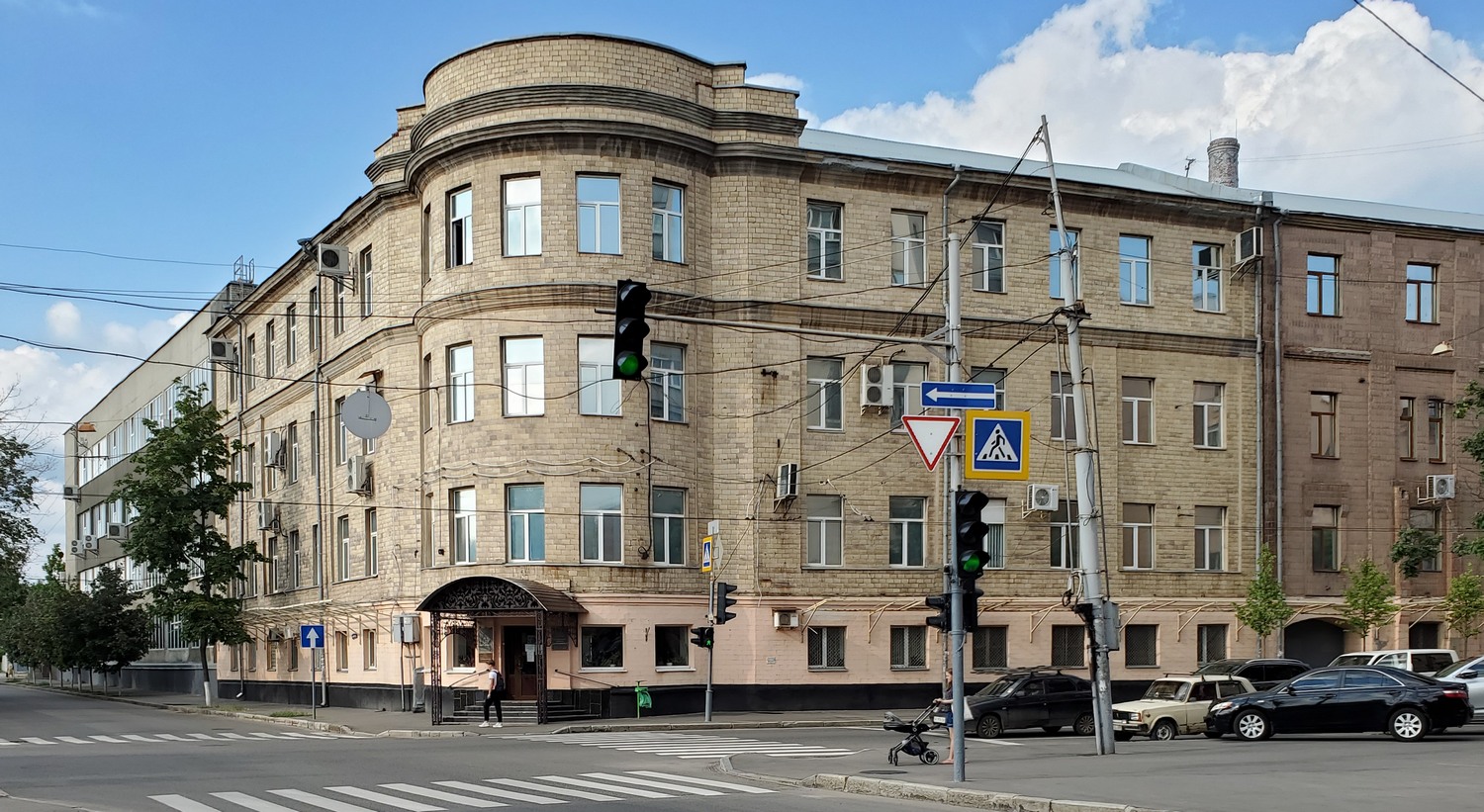 Харьков, Кацарская улица, 24-26