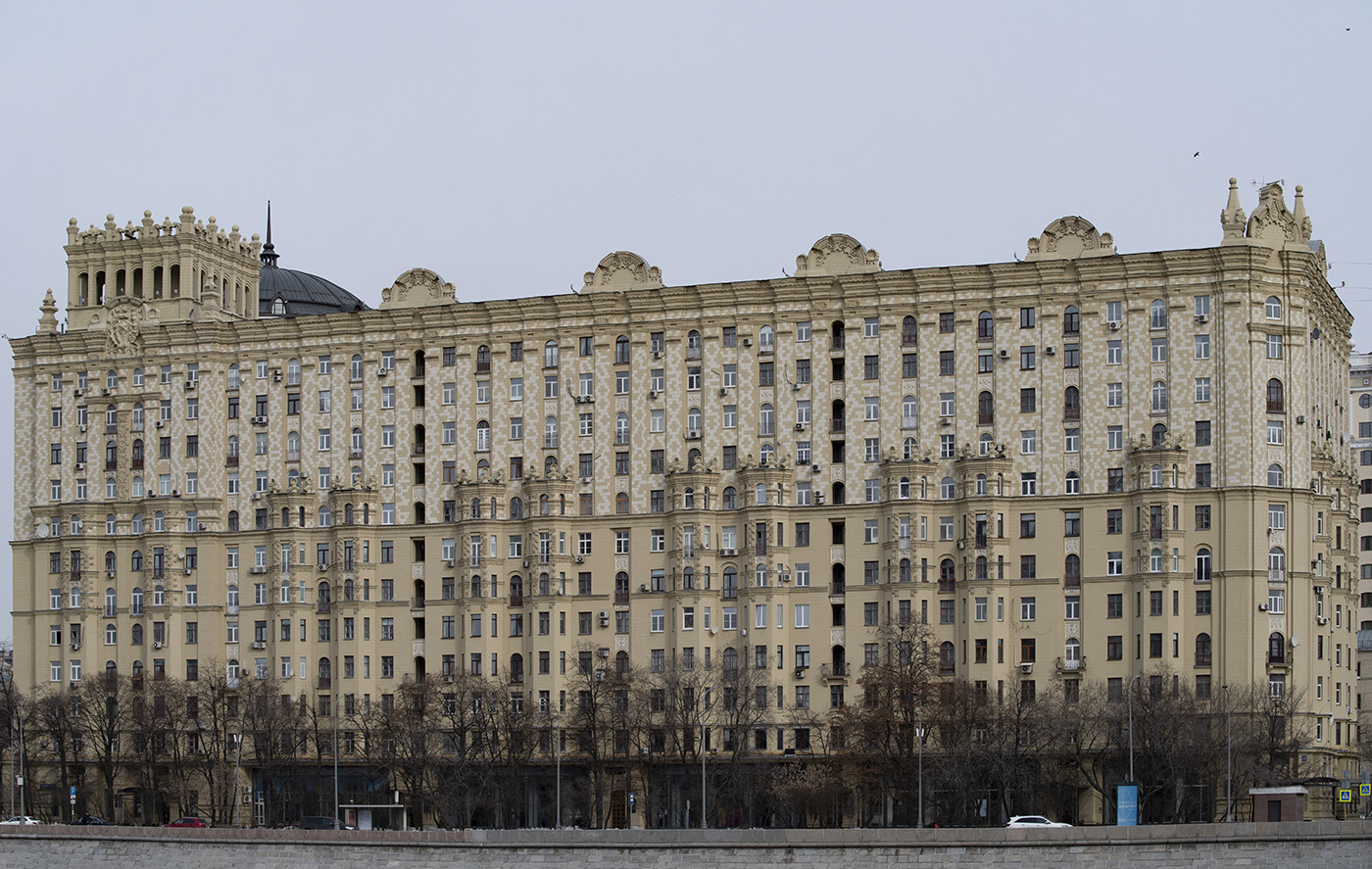 Москва, Смоленская набережная, 5 / Проточный переулок, 13