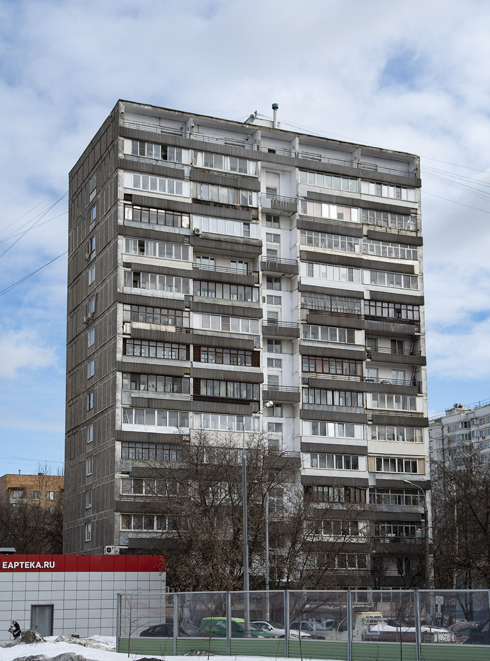 Москва, Улица Маршала Неделина, 4