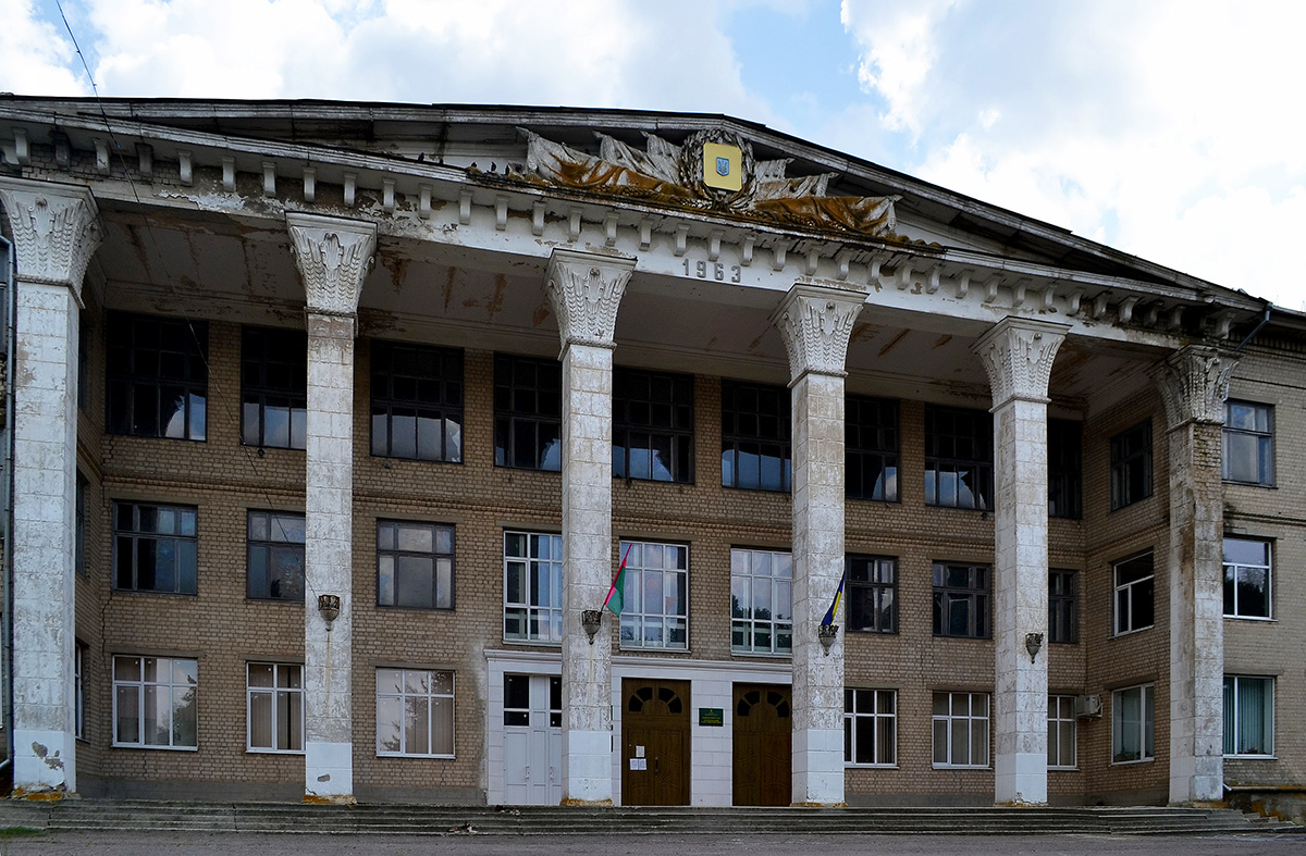 Лозовской район, прочие н.п., с. Катериновка, улица Слобожанская, 1