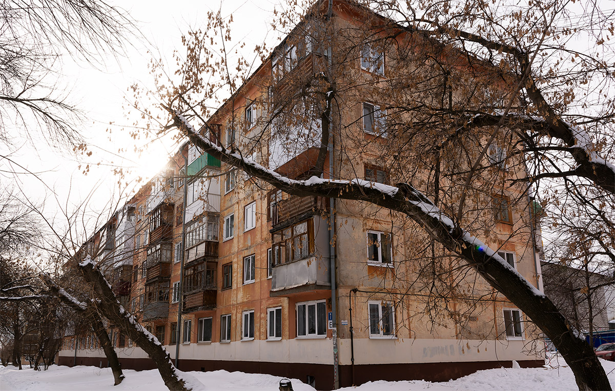 Ufa, Улица Сергея Вострецова, 7