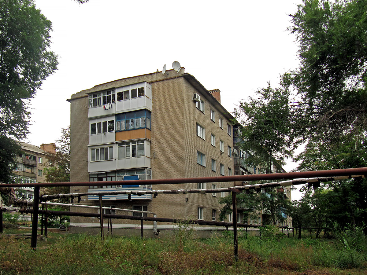 Артёмовский район, прочие н.п., с. Парасковиевка, Первомайская улица, 5