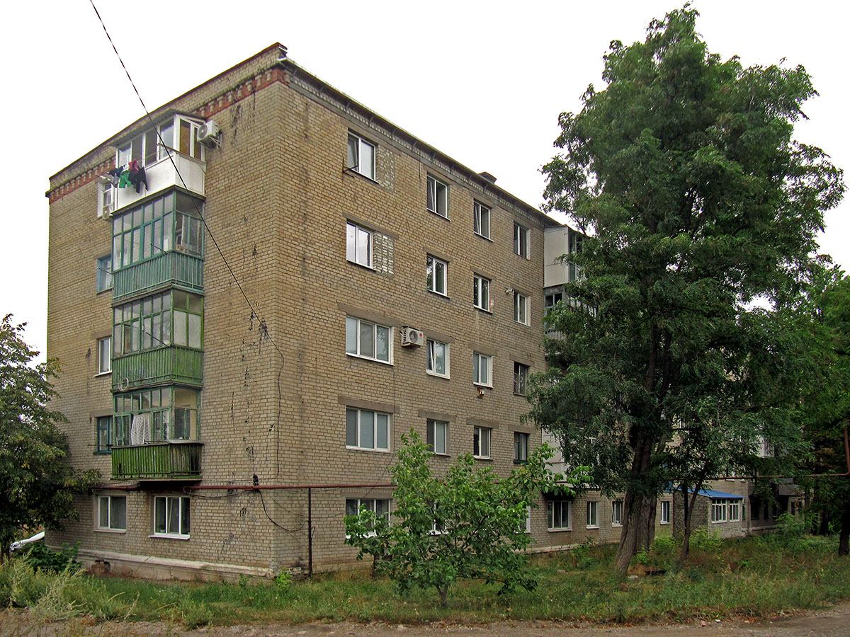 Артёмовский район, прочие н.п., с. Парасковиевка, Первомайская улица, 11