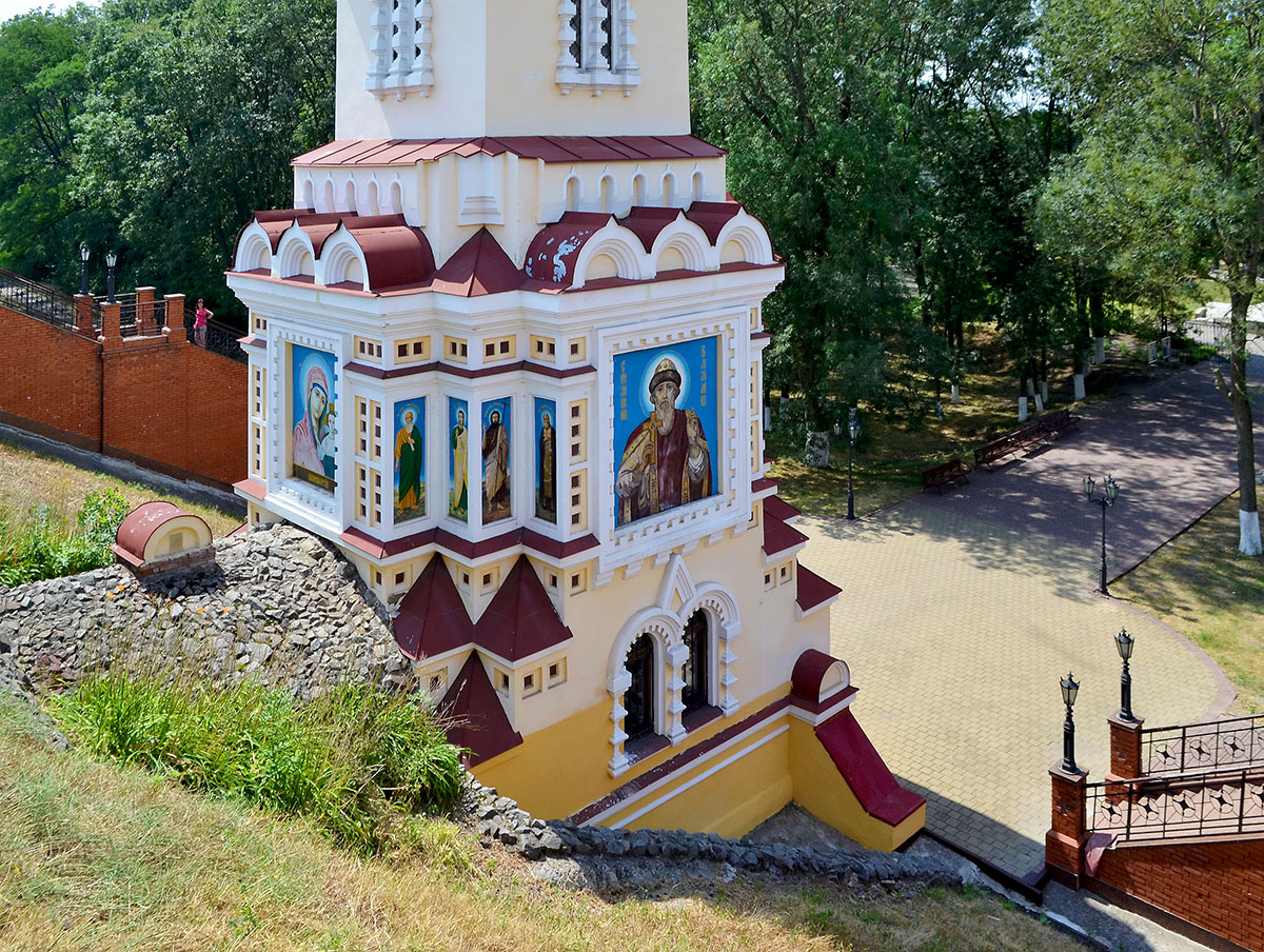 Змиевской район, прочие н.п., С. Першотравневое